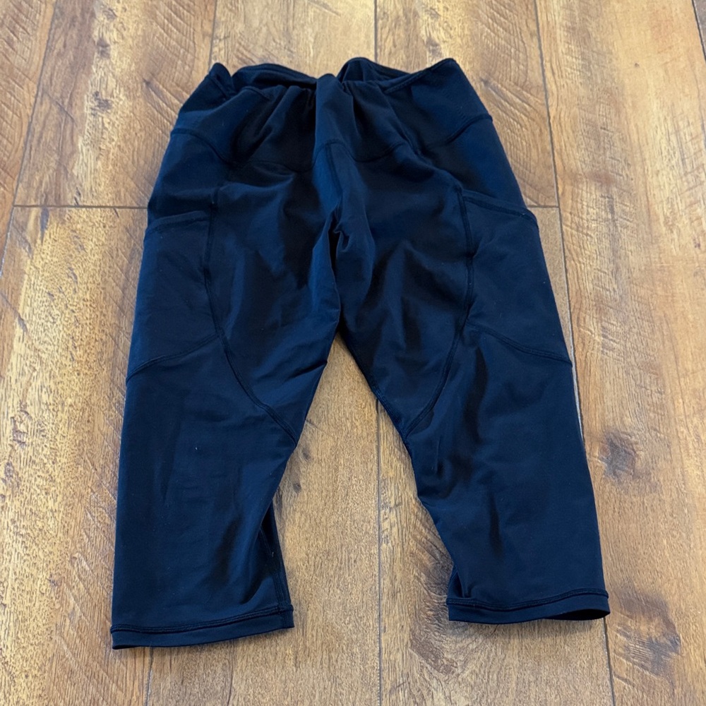 Lululemon Women’s Hit It Crop Black 10